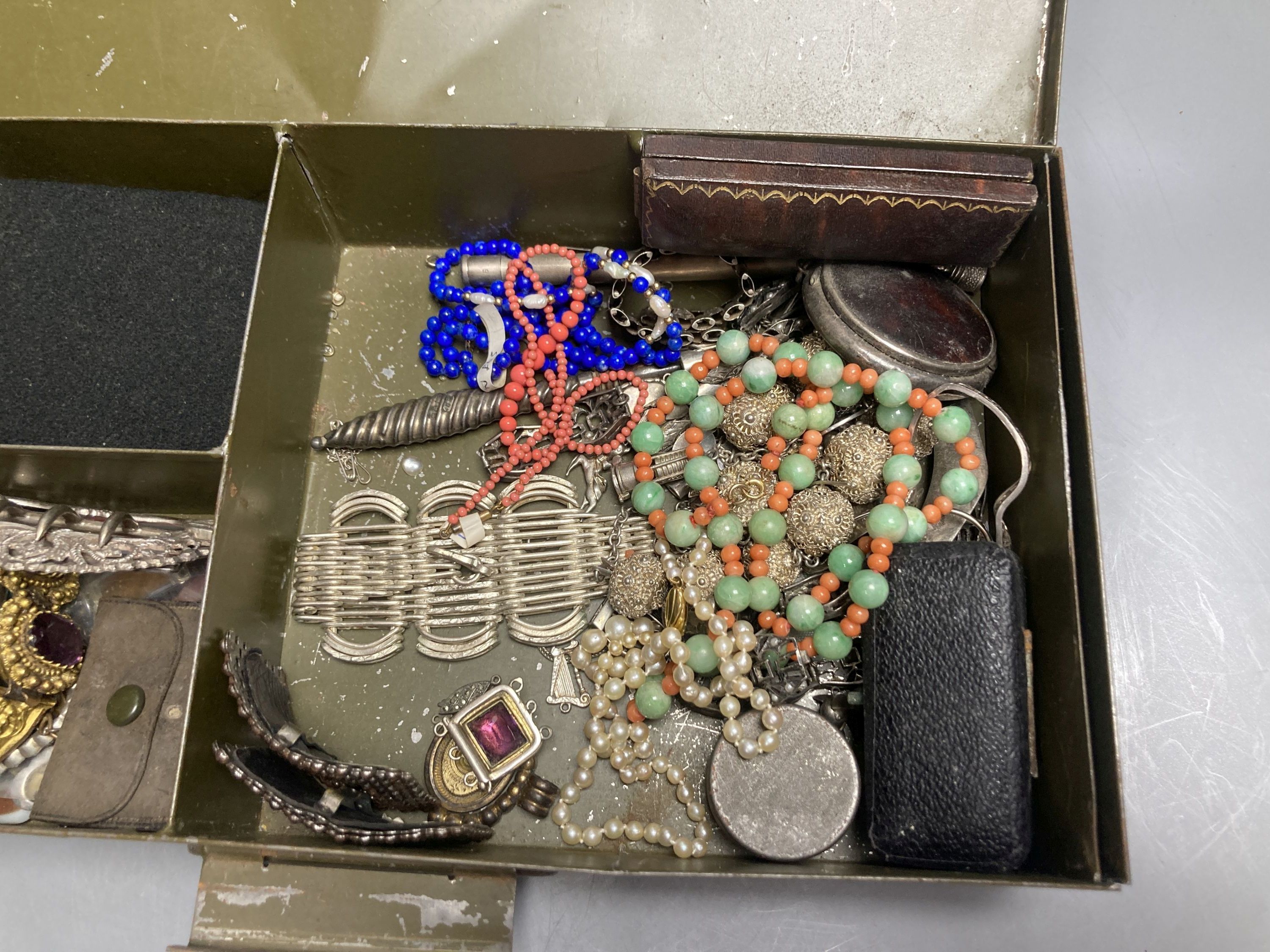 A mixed group of assorted mainly costume jewellery and other items including silver buckle.